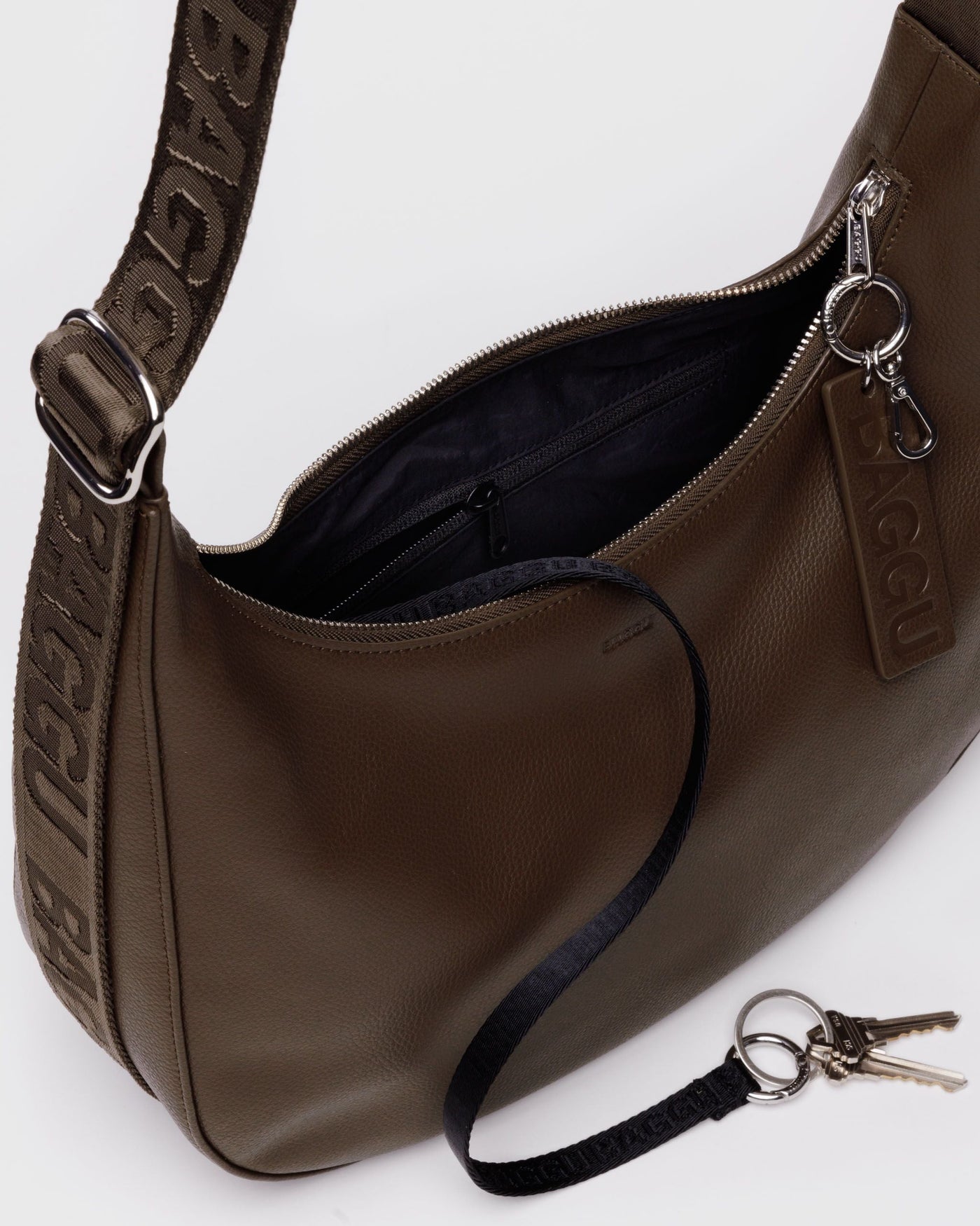 Medium Recycled Leather Crescent Bag - Brown - Soft Balance